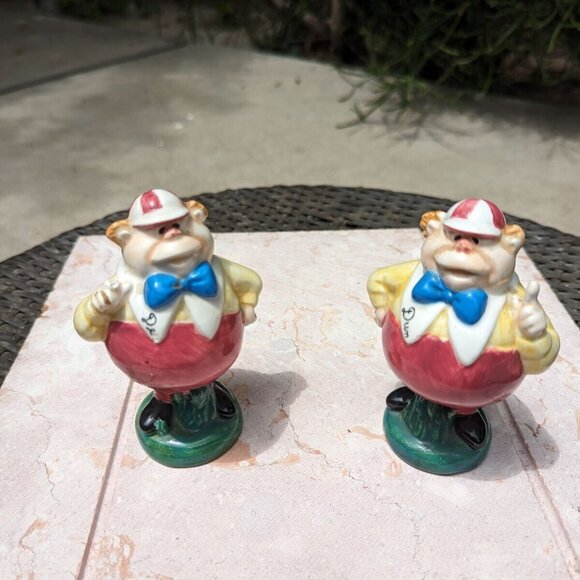 Disney Alice In Wonderland Salt Shakers Tweedle Dee & Dum -Used